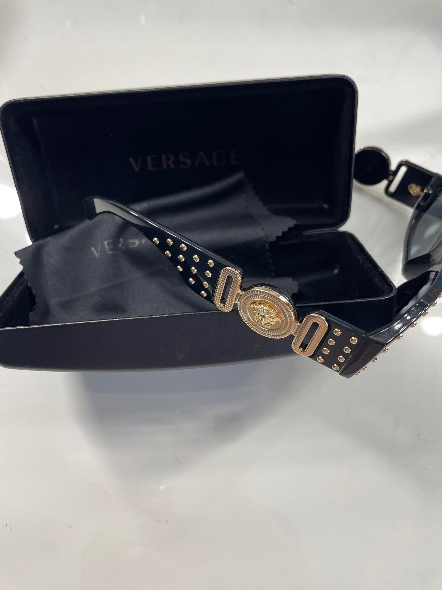Нови Слънчеви очила Versace