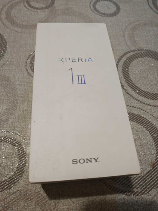 Смартфон SONY Xperia 1 III
