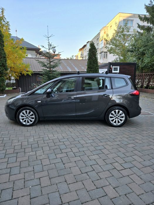 Vand Opel Zafira 2.0 Diesel 2013 !!!