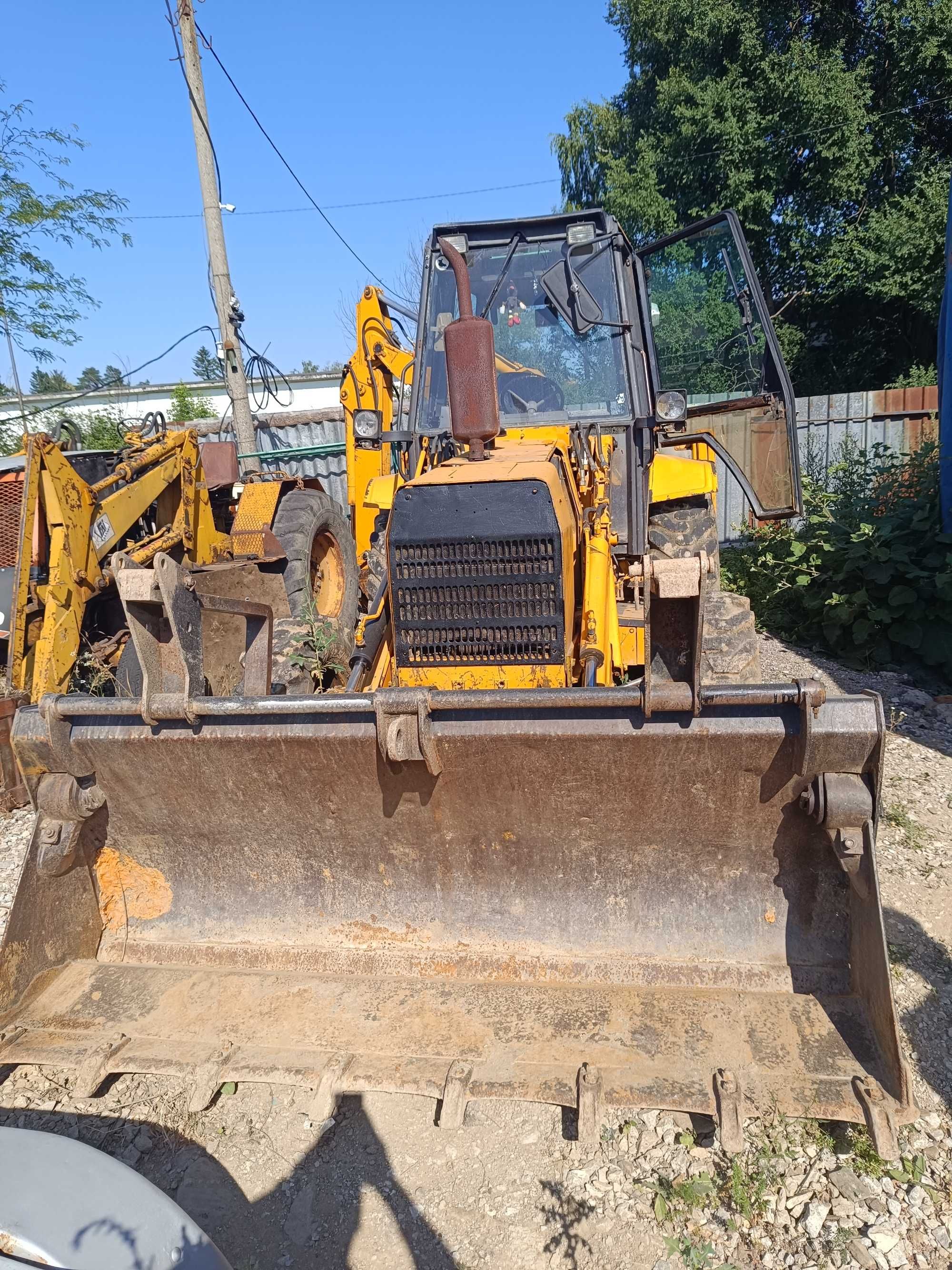 Колесен багер ford 655 c