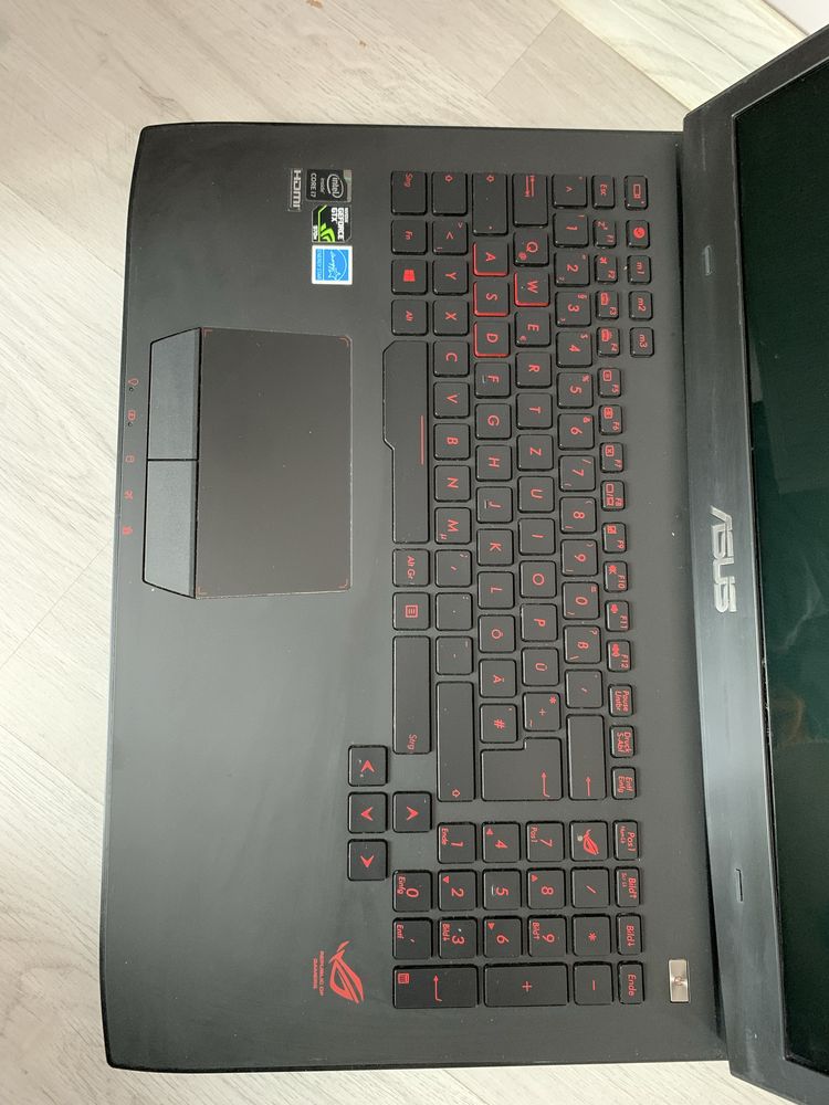 Лаптоп ASUS ROG core i7