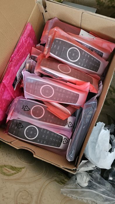 Оригинални слушалки и дистанционни за Мерцедес