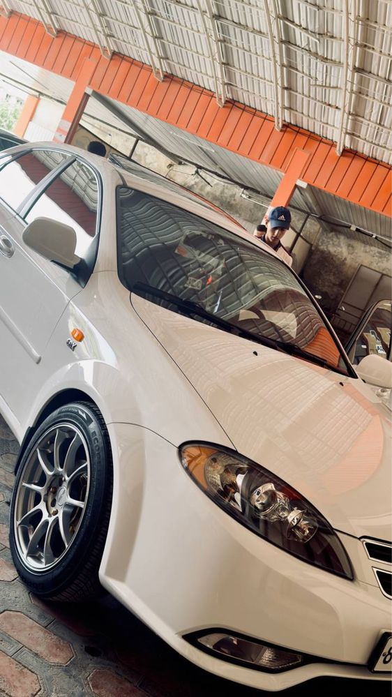 Diska Forged ideal holatda R17 boltlari bilan Dostavka Uzb