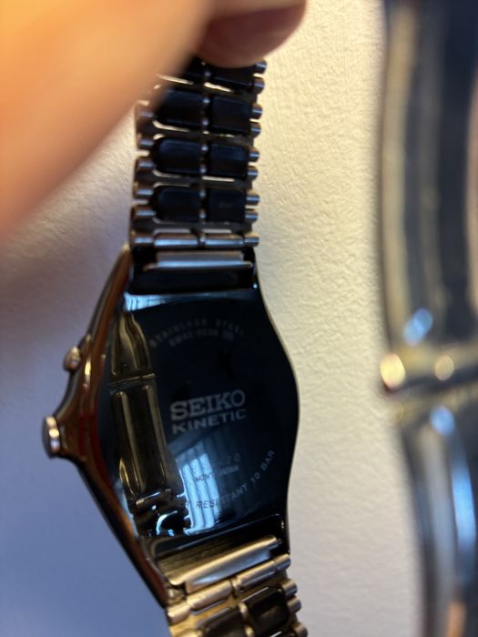 Ceas de mana Seiko, automatic, gri metalic, curea metalica cu insertii