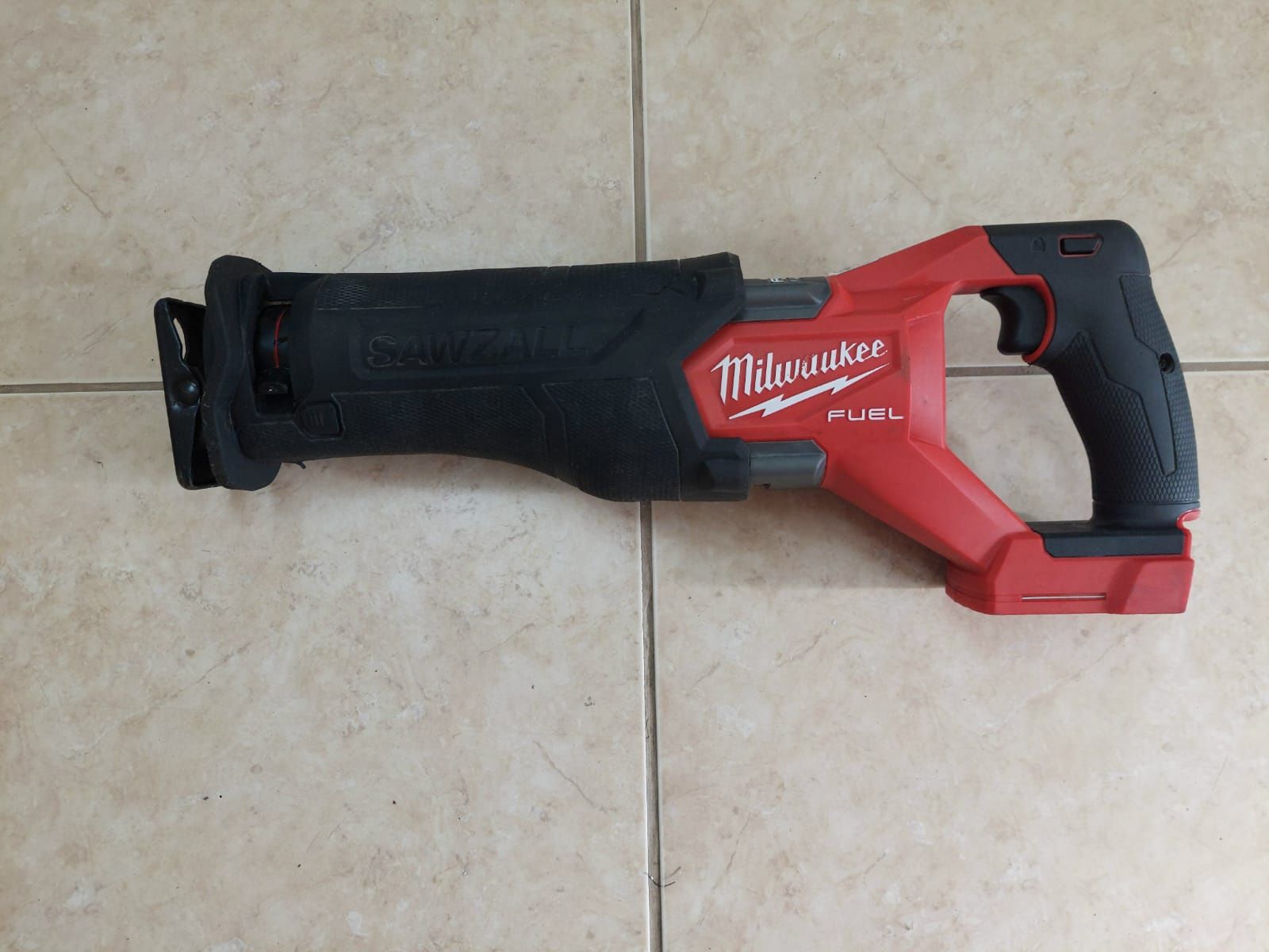 Fierastrau sabie Milwaukee M18 FSZ - 2023