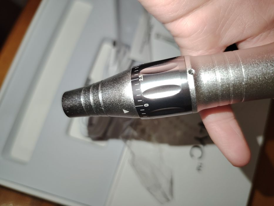 Дермапен уред за микроиглена терапия