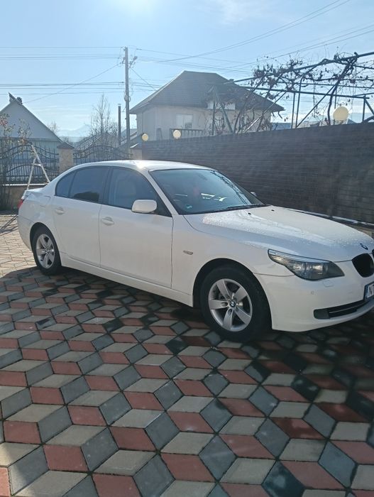 Vând BMW E60 520i FACELIFT