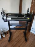 Cutter plotter (personalizare stickere vinyl)