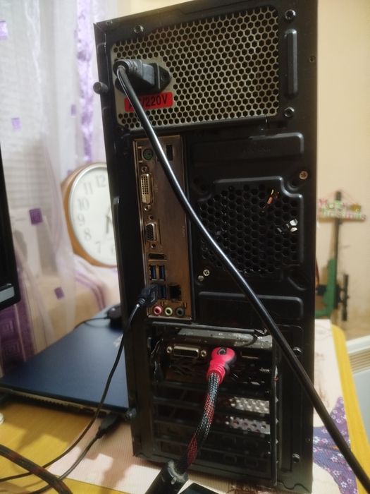 Гейм Компютър  .