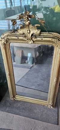 Oglinda veche peste 100 de ani
