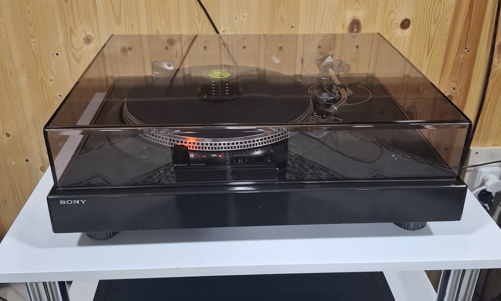 Виниловый проигователь SONY TTC-8000