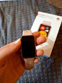 Smart часовник Huawei Watch Fit Pink