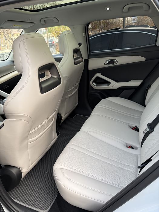 Byd yuan up 401 km 2024 yil