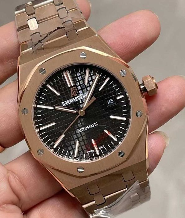 Ceas TIP A.u.d.e.m.a.r.s Piguet ROYAL OAK GOLD Automatic Reducere 2025