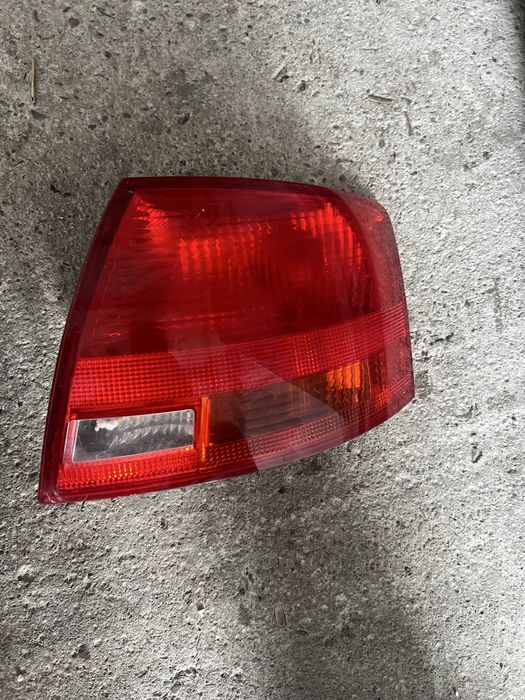 Stop stanga dreapta audi a4 b7