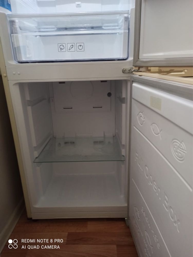 Холодильник Samsung RB33A32N0EL бежевый