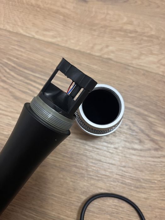 Microfon cu fir IRIG MIC ca nou