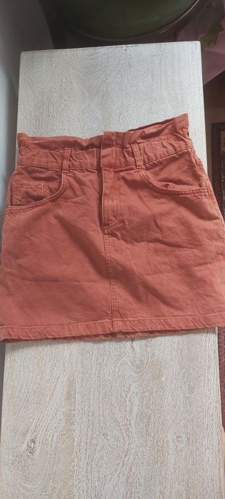 Fusta zara marimea S