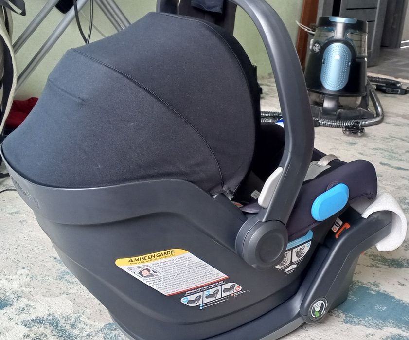 Продаётся новое детское автокресло.