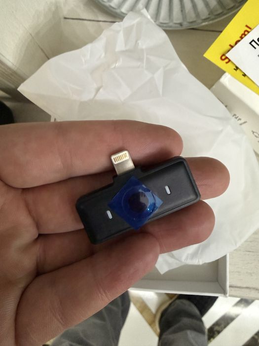 Wireless lavalier microphone