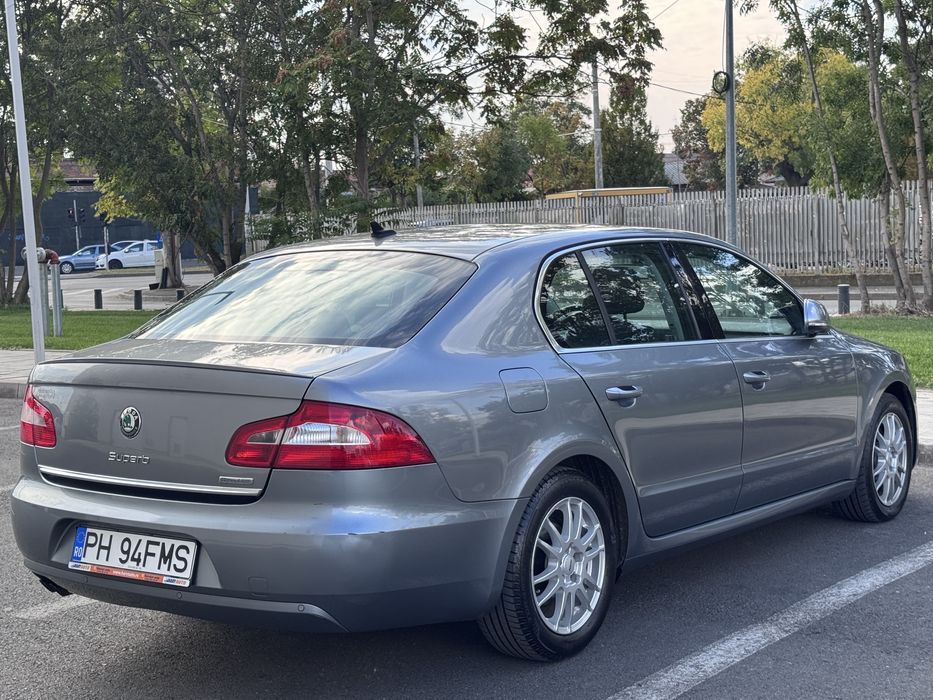Skoda Super--Model Prezidential--2011--1.6 Diesel -STARE PERFECTA !!