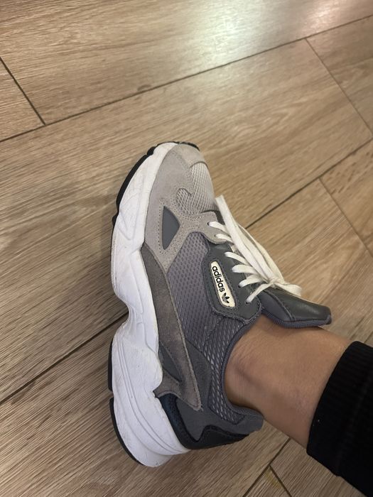 Дамски маратонки Pepe Jeans / Adidas