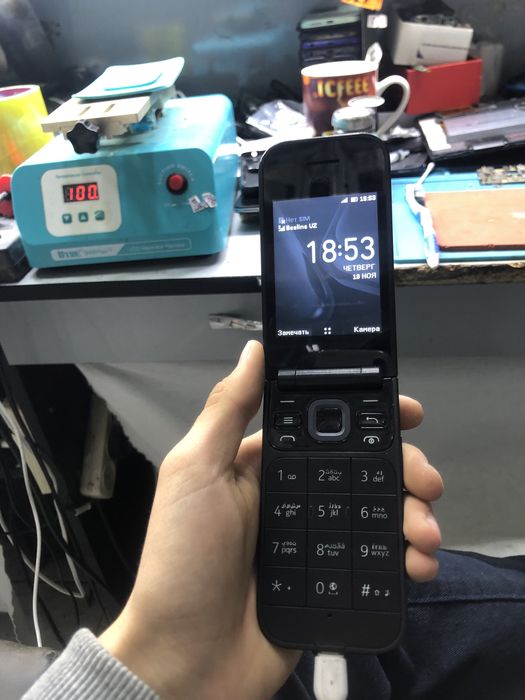 Nokia flip 2720 sotiladi