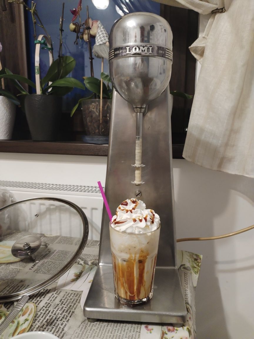 Mixer / shaker profesional LOMI NO6 pentru frappe, milkshake, cocktail