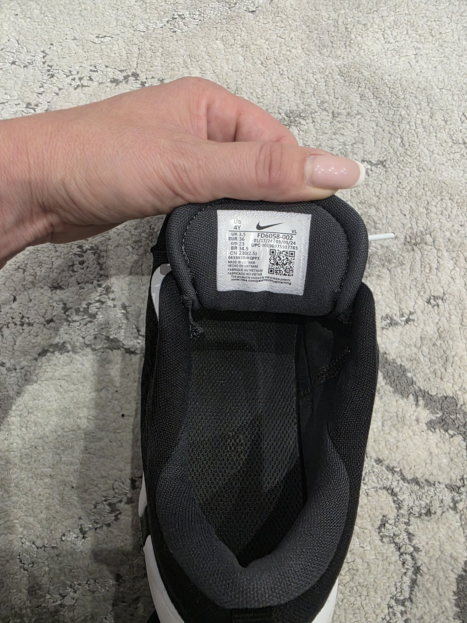 Nike Мрежести обувки Infinity Flow за бягане
