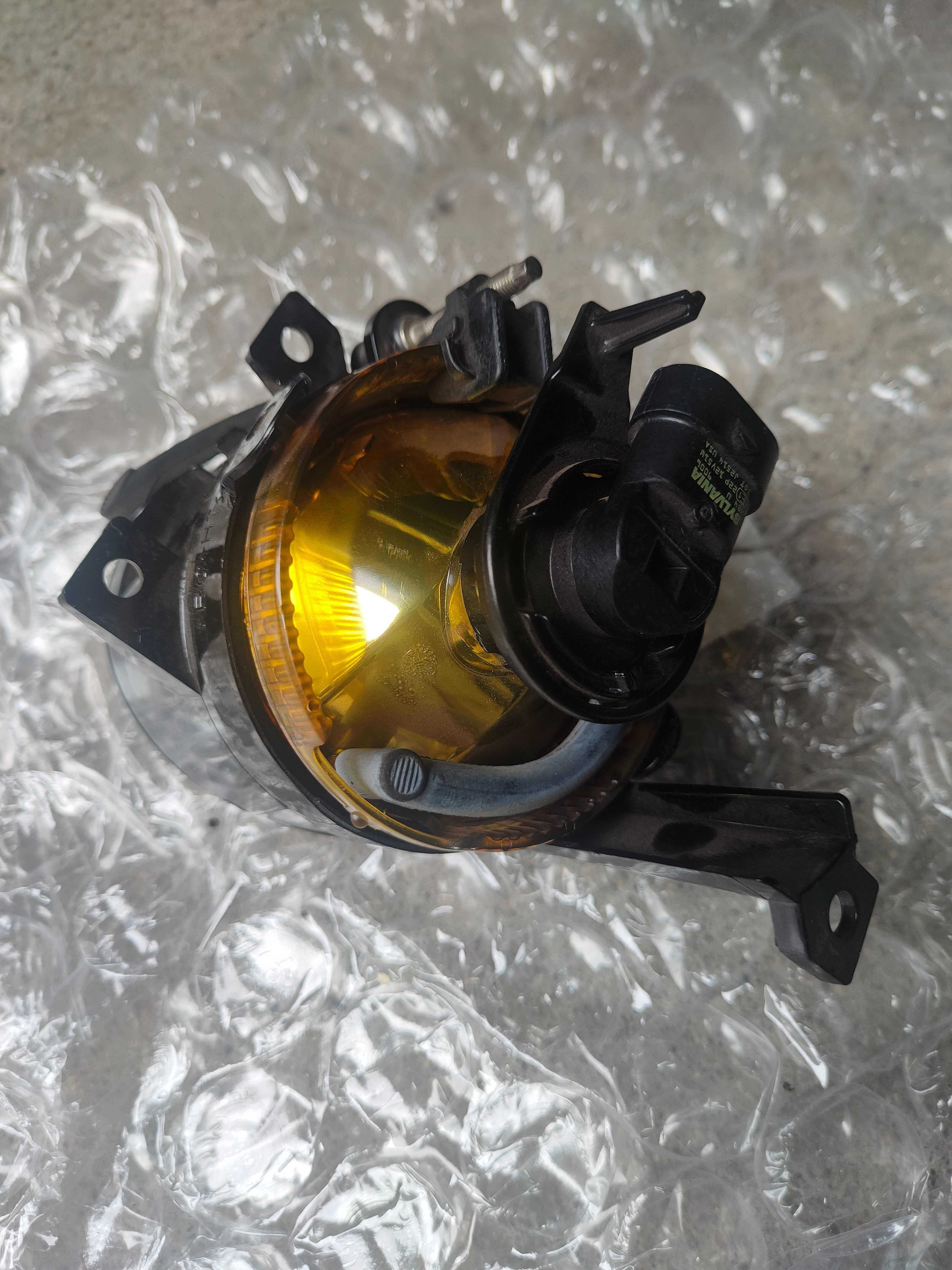 Нов ляв халоген Hella 1TO 941 699G, за VW:Caddy,Golf Plus,Tiguan и др.
