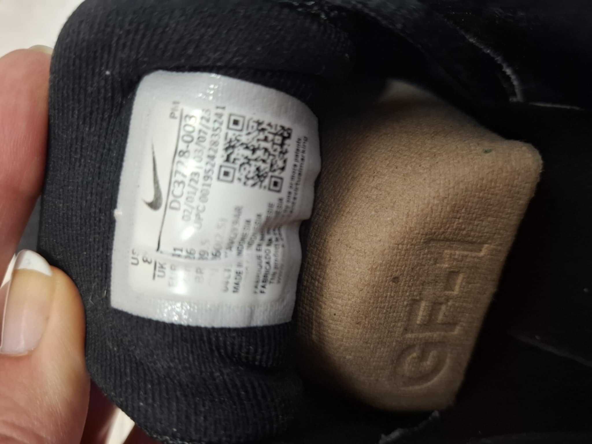 Маратонки NIKE подходящи за момче