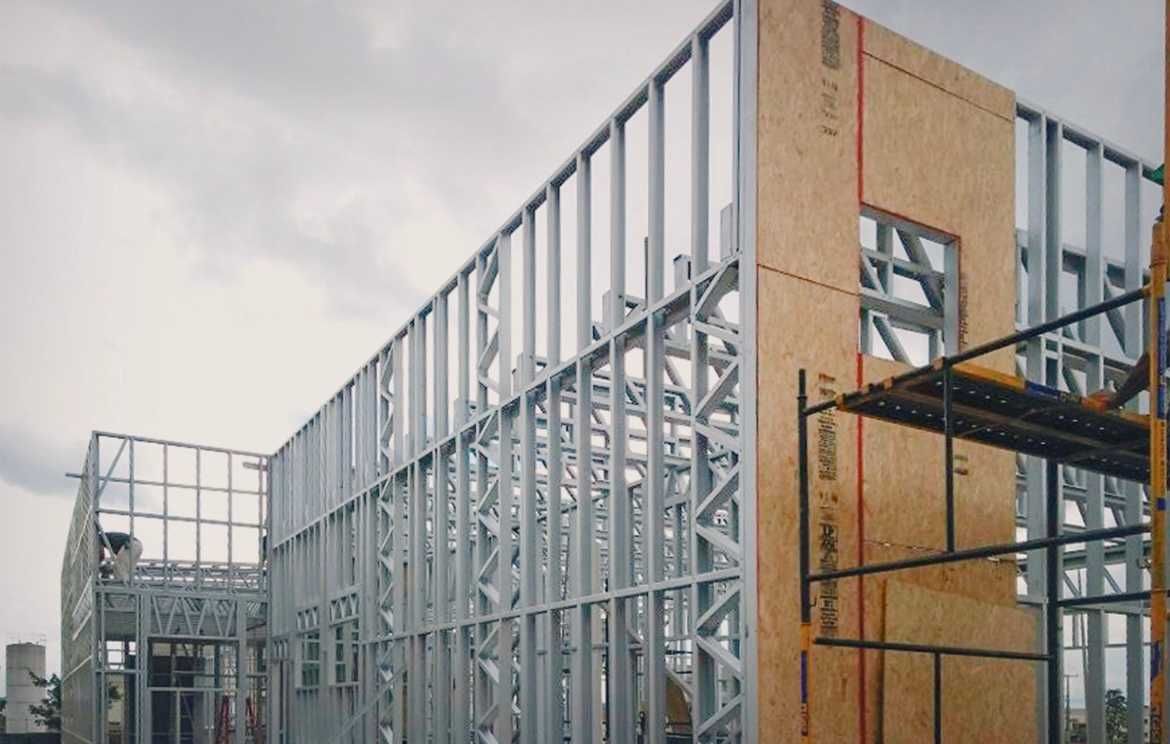 Готови външни и вътрешни стени конструкции сухо строителство за сгради