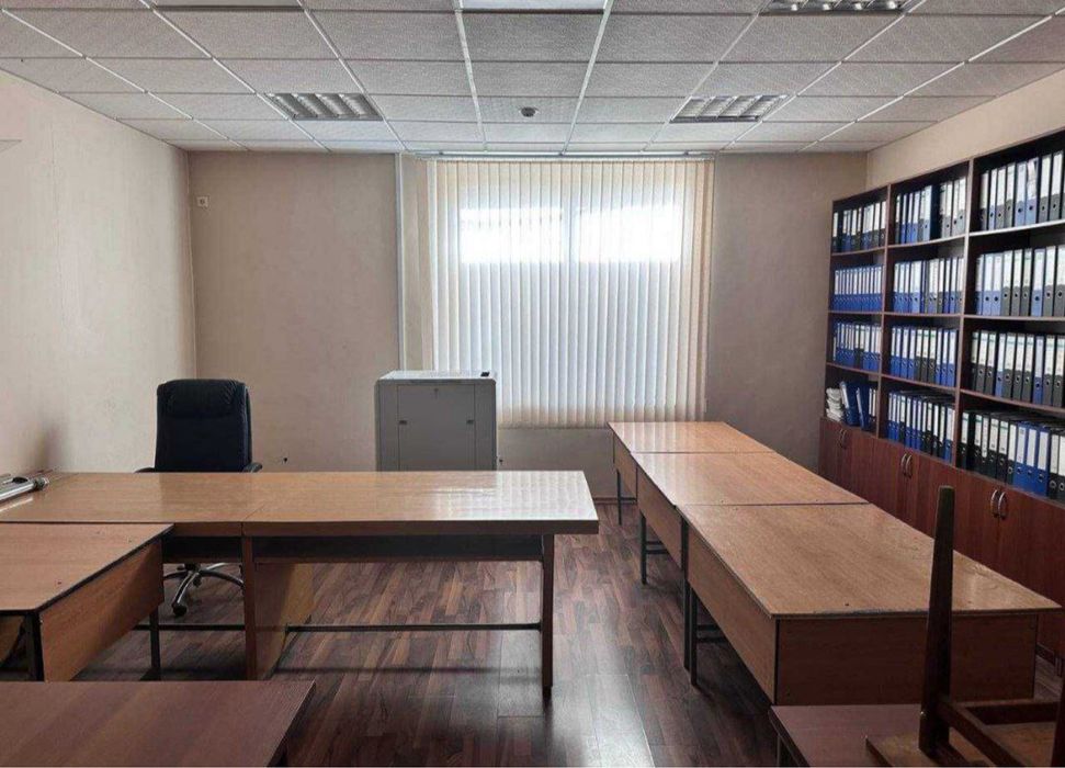 Офисный кабинет  30м2 А.Наваи