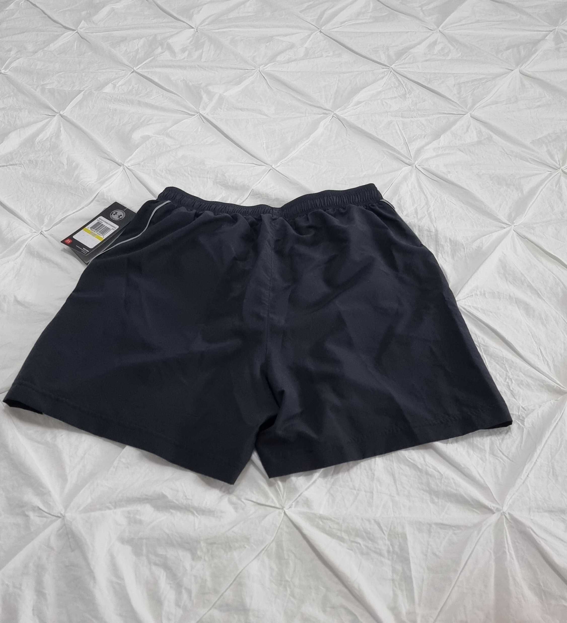 Pantaloni scurti sport barbati Under Armour marimea M