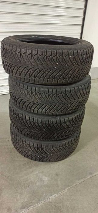 4 бр. Всесезонни гуми  104V XL-AU39 AUSTONE SP40 235/55/18, гуми