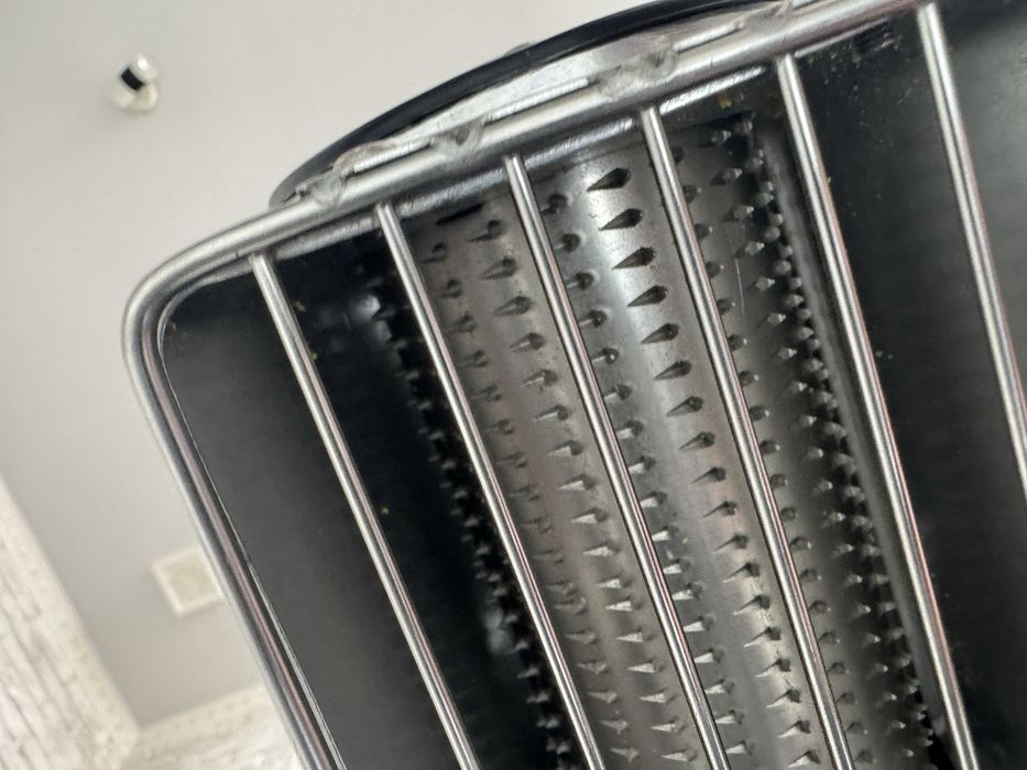 Электрическая тёрка для сыра Liloma CG55SH