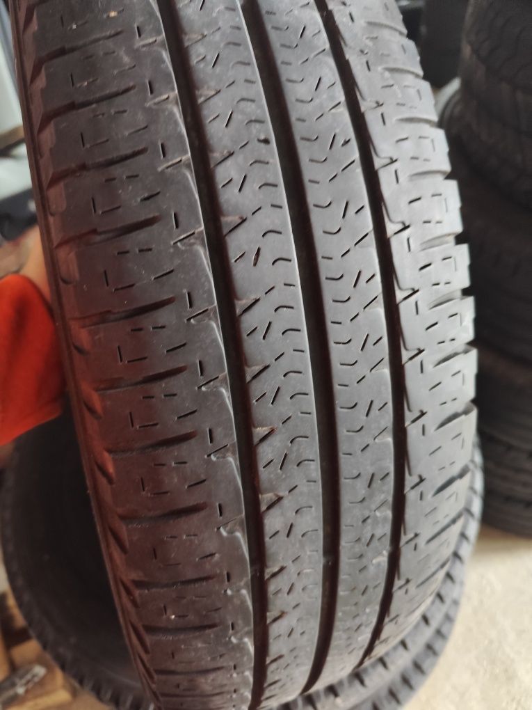 225/75R16C Michelin Agilis