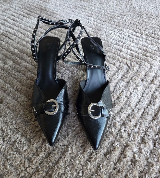 Черни официални обувки H&M