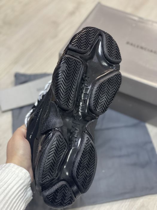 Adidasi Balenciaga Triple S Premium