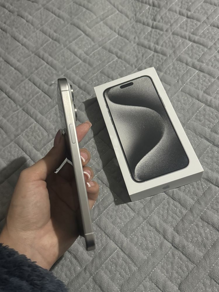 iPhone 15 pro max 256gb
