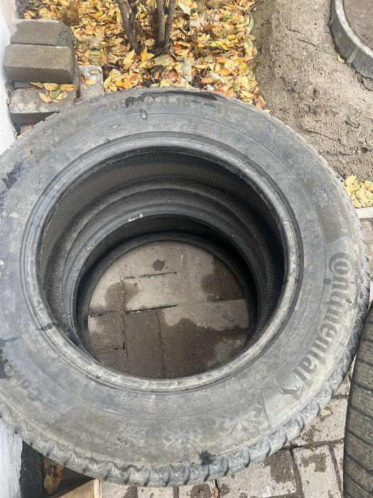 Продам зимние шины 265/60/R18