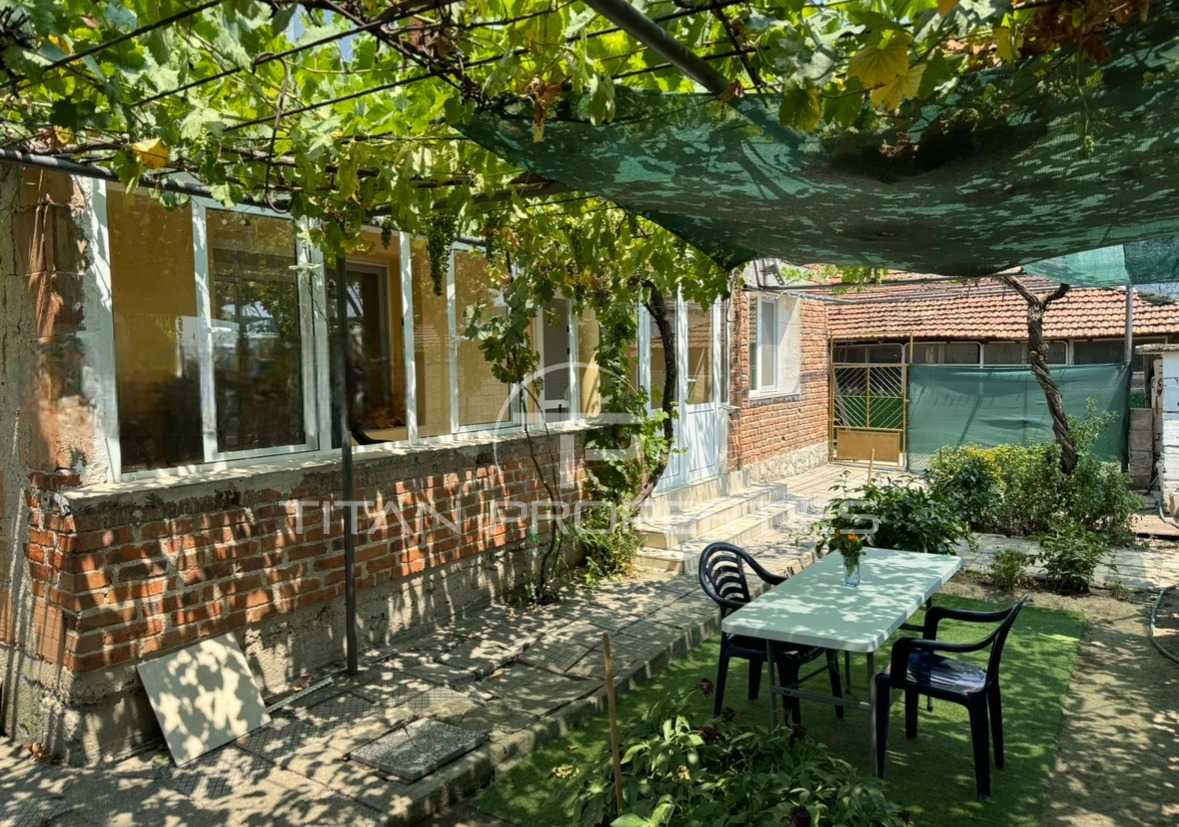 Продава се Къща в с. Калековец, Област Пловдив - 160 кв.м за 1332 €/кв.м - Снимка #1