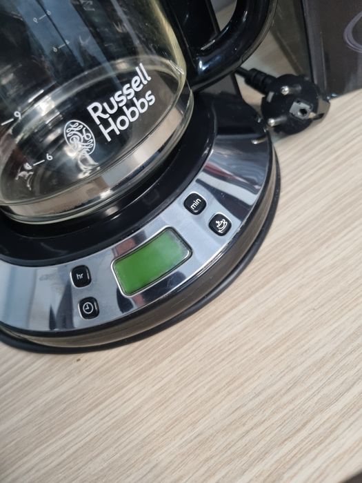 Cafetieră electrică Russell Hobbs-ca nouă