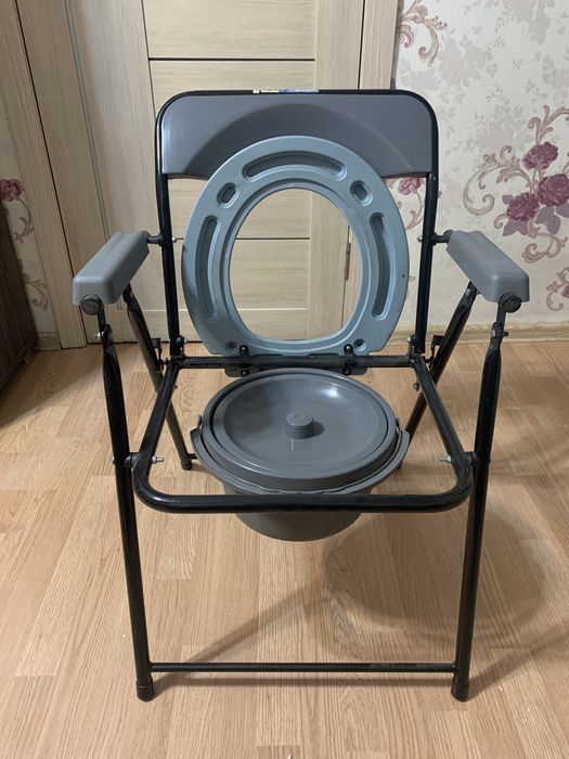 Кресло туалет для инвалидов