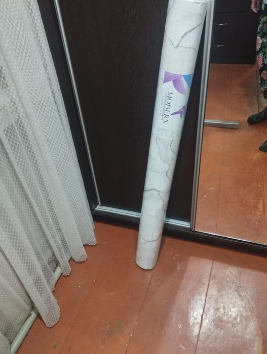 Продам обои новые