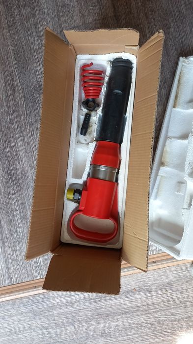 Продам  отвойной молоток МО2