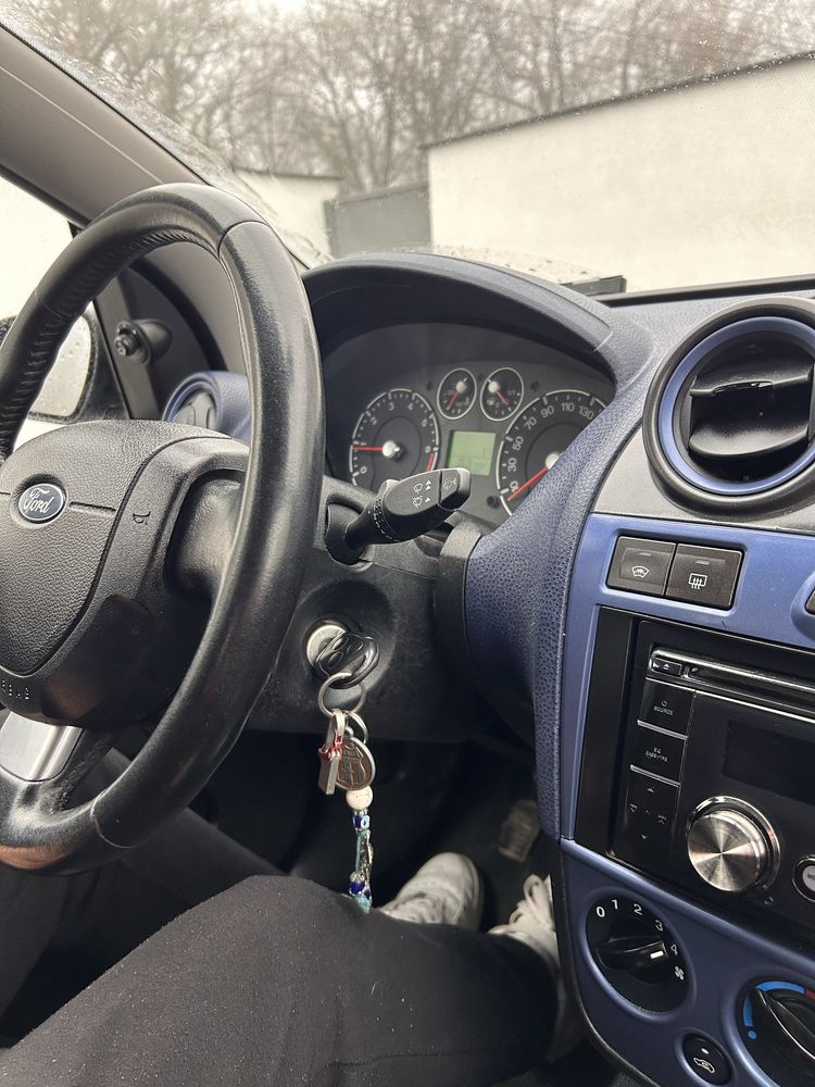 Ford fiesta 2008
