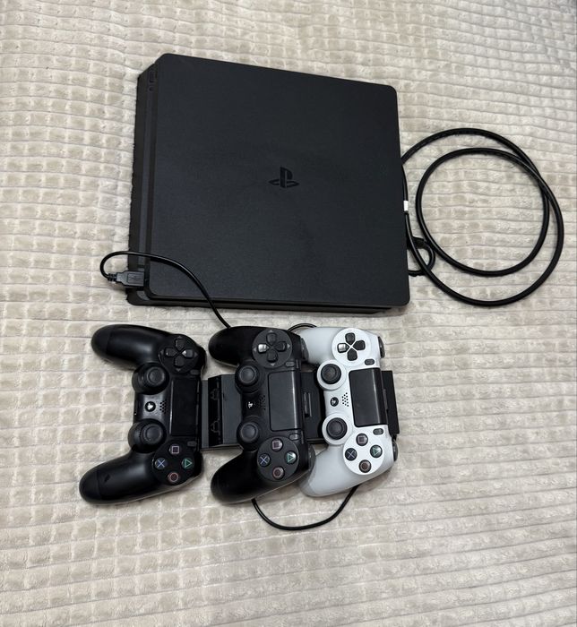 Playstation 4 impecabil