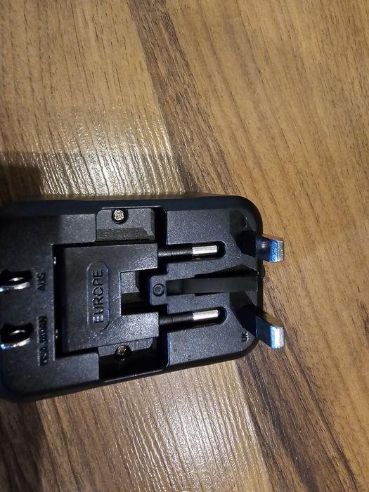 Travel Adapter 2 USB