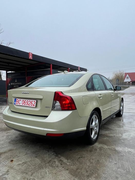 Vând Volvo s 40 2009 2.0